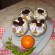 Творожный десерт без выпечки с бисквитом и вареньем: рецепт с фото